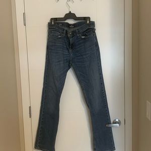 Hollister men slim straight  jeans, light wash, size 29/32